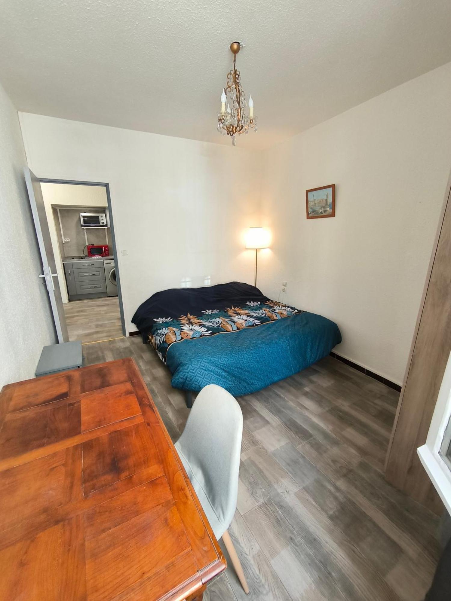 Appartement Chaleureux Dans Le Centre De Beziers Bagian luar foto